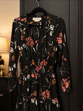 saltwater LUXE Black Floral V-Neck Smocked-Waist Tunic